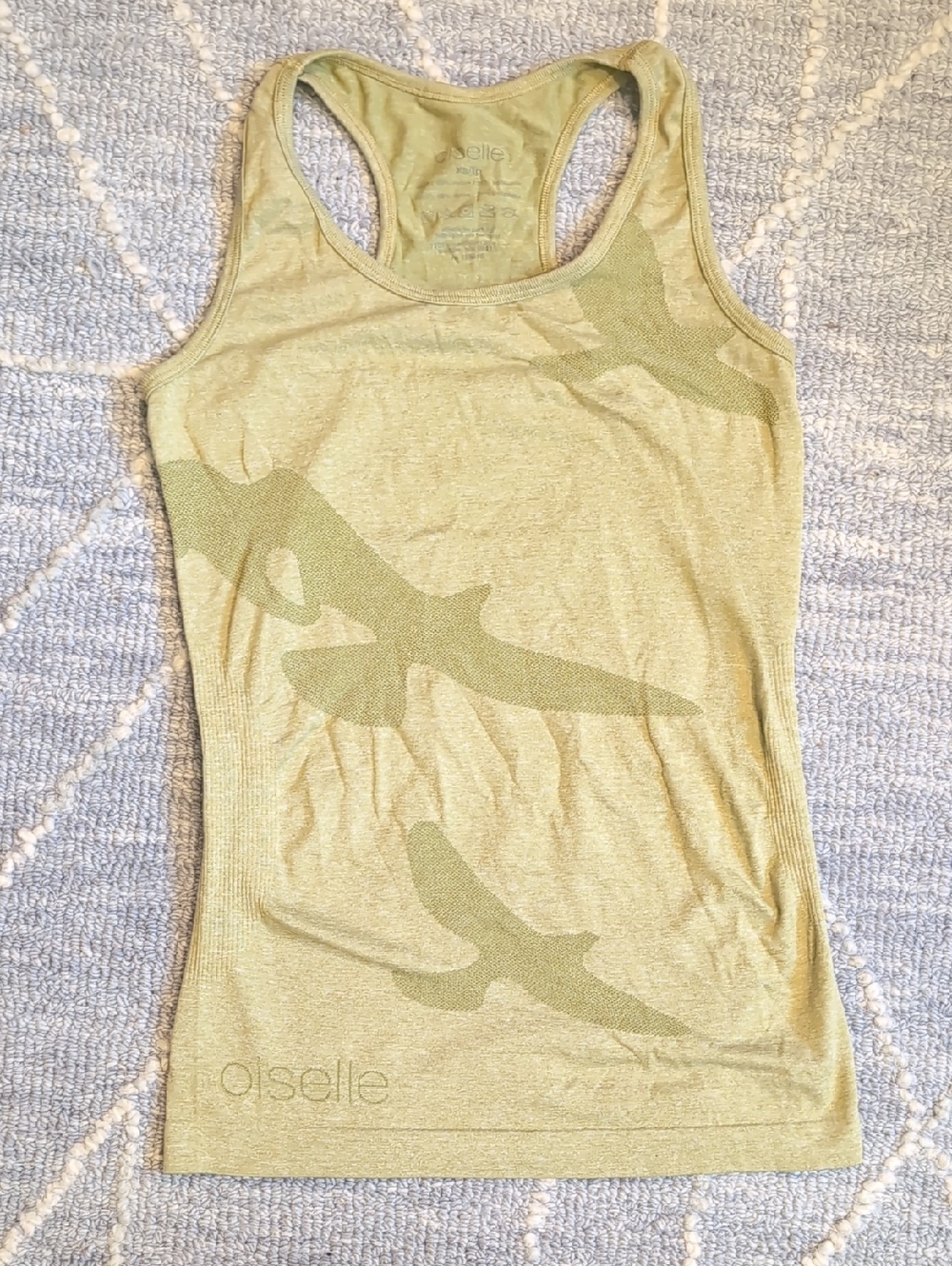 oiselle Olive Seamless Fly Out Tank - XS